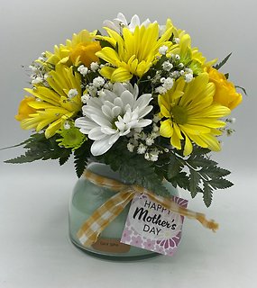 Day Spa- Mother\'s Day Candle Arrangement